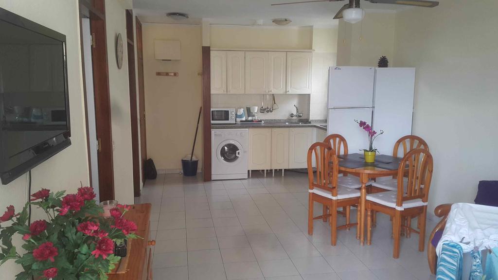 S Apart Apartamento Playa de las Américas Habitación foto